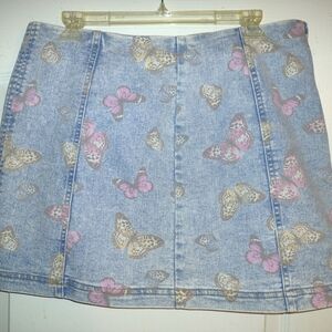 Super Cute Denim skirt